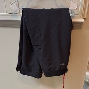 Figs Kade cargo Pants size large charcoal